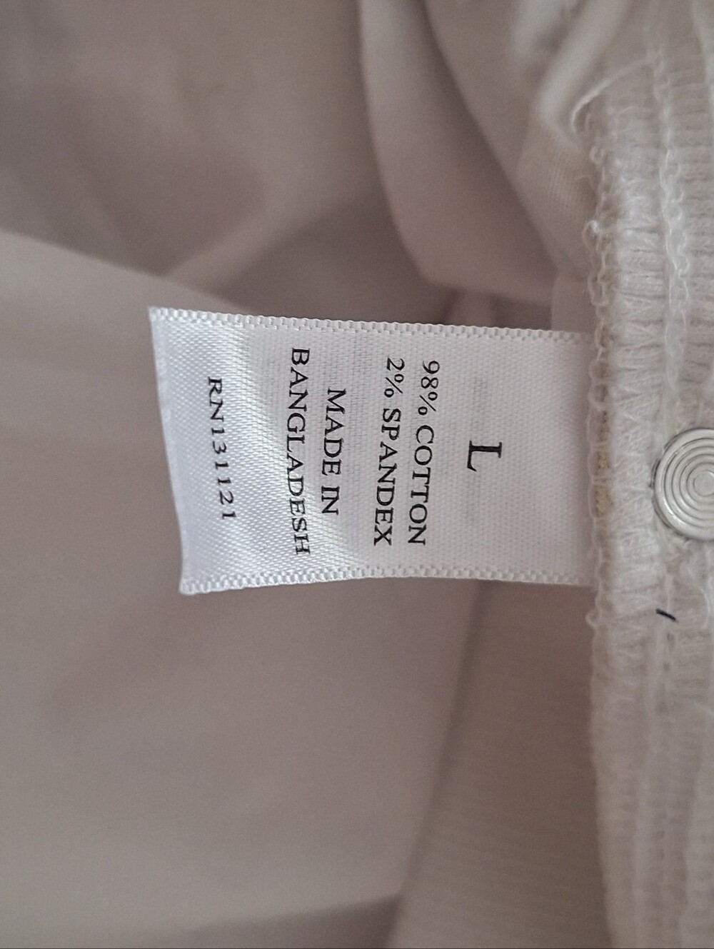 Ladies Casual White Cotton Shorts - Picture 2 of 3